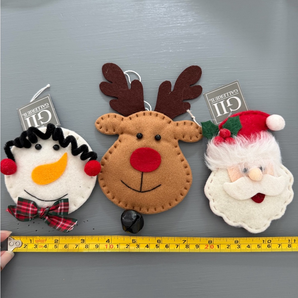 CHRISTMAS Wood Holiday Hanging Decor and Soft Ornaments Set BUNDLE 5 Pieces NEW - Picture 5 of 5